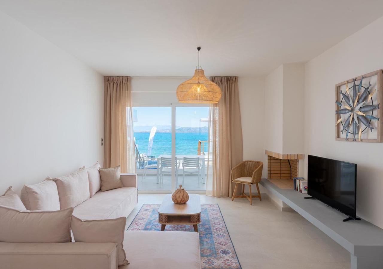 Costa Vasia Seaside Suites And Apartments 벌하티 외부 사진