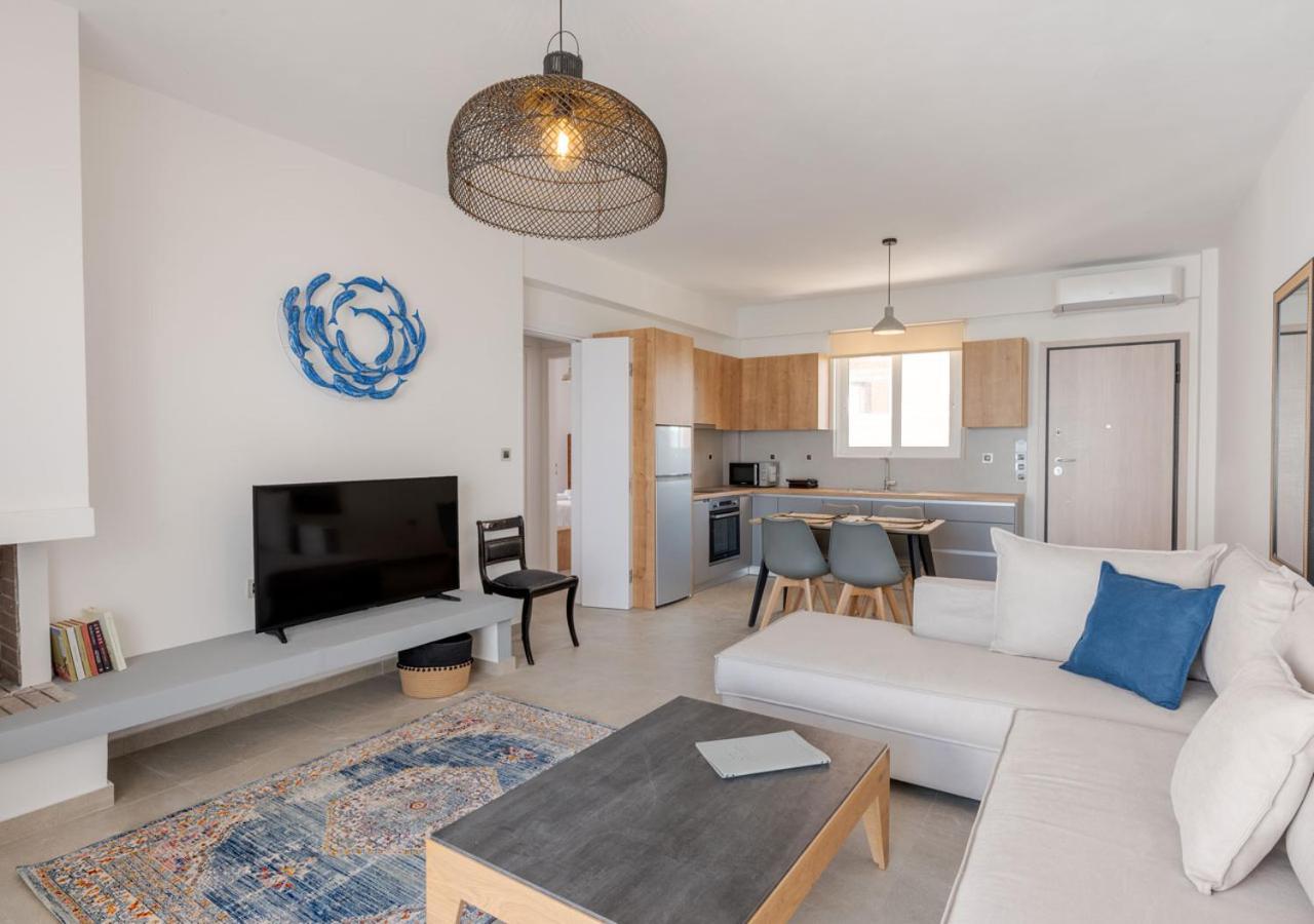 Costa Vasia Seaside Suites And Apartments 벌하티 외부 사진